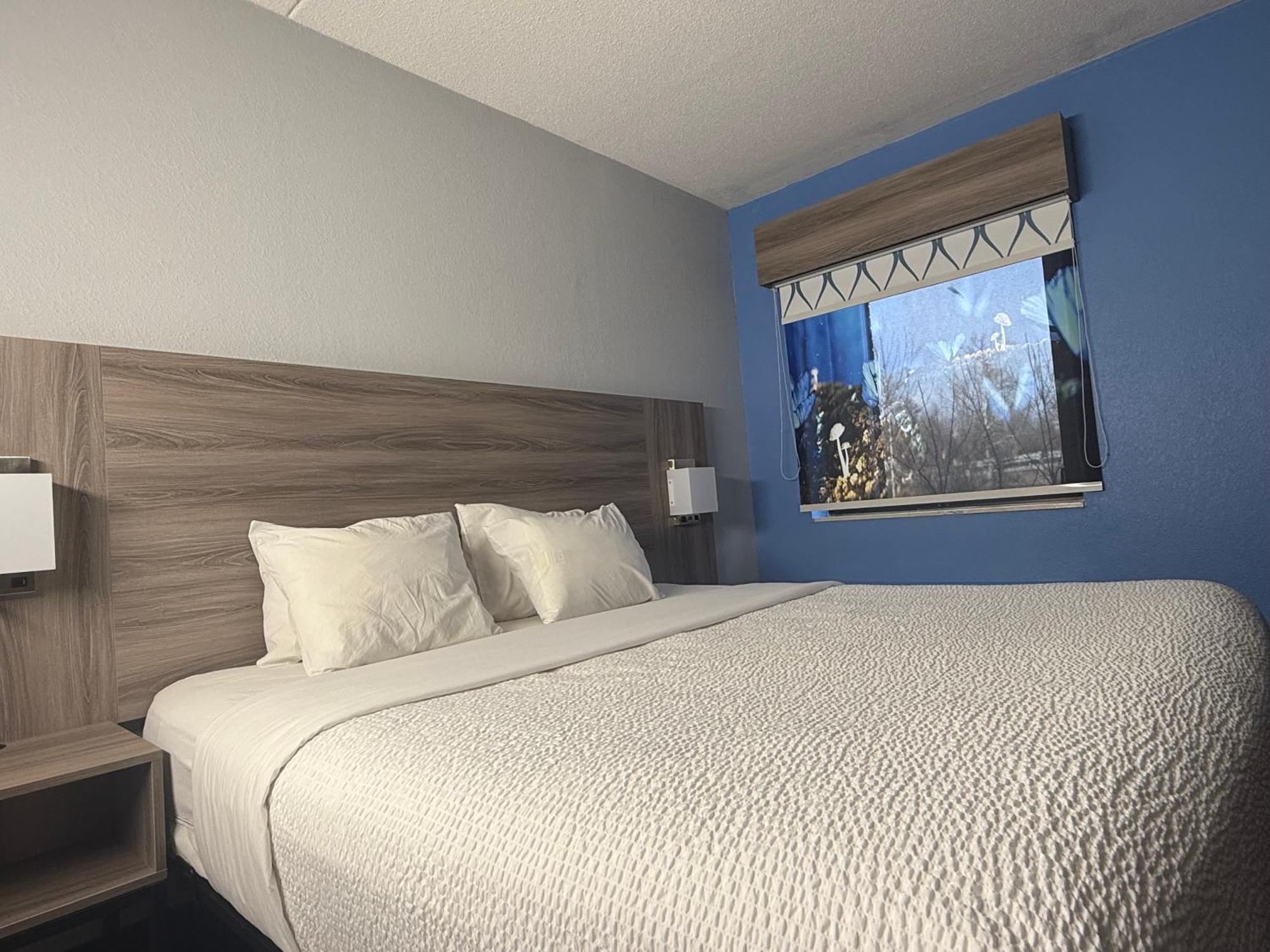 Baymont By Wyndham Indianapolis South Hotel Exterior photo